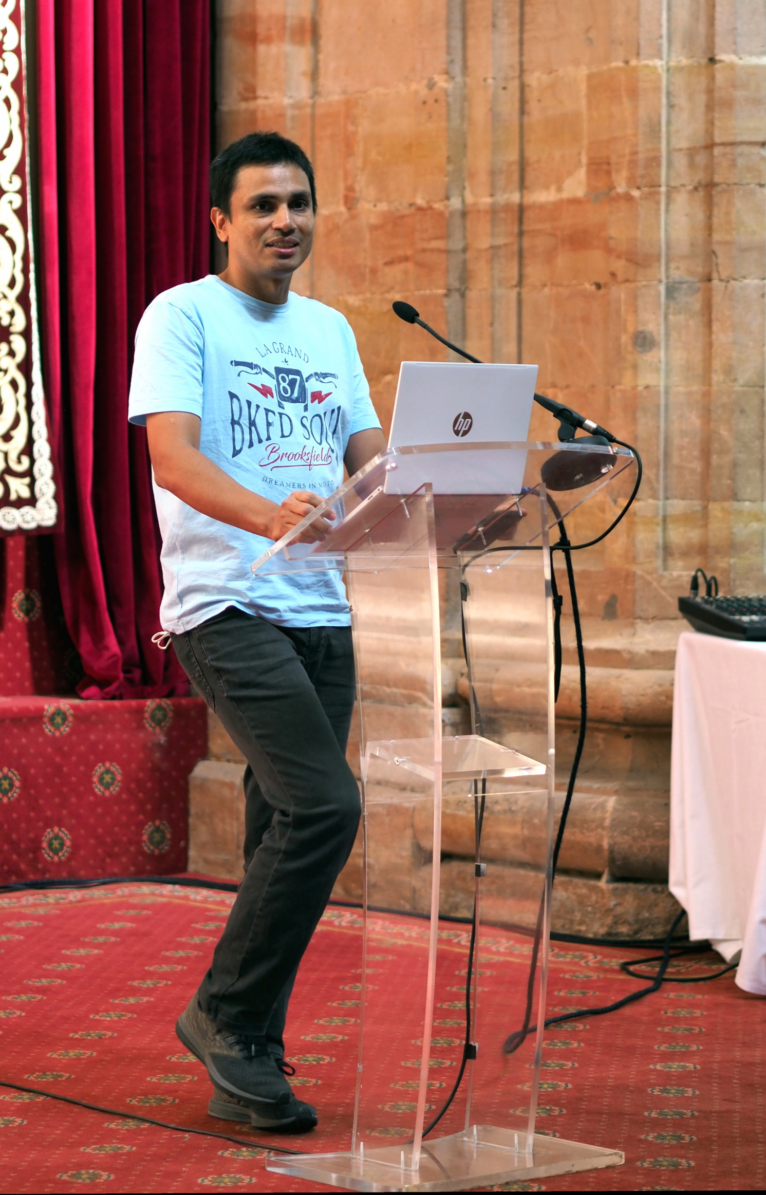 [Wedson
Almeida Filho]