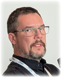 [Konstantin
Ryabitsev]